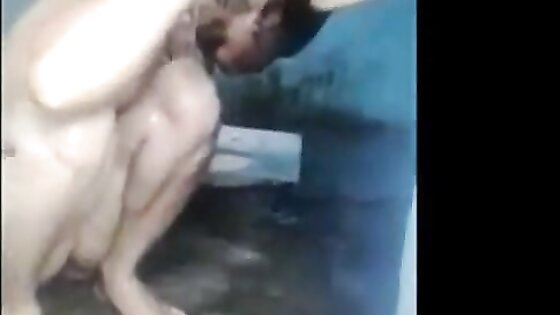 Indian milf bathing and showing her beautiful pussy