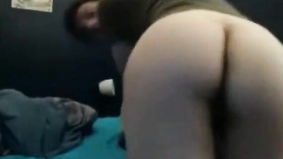 Hot Bubble Butt on Cam 2