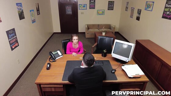 Schoolmom meets with her daughters principal