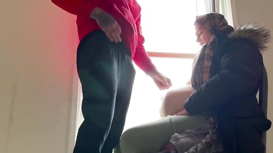 Pregnant Mommy Blowjob