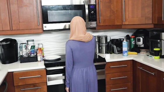 Hijab Hookup