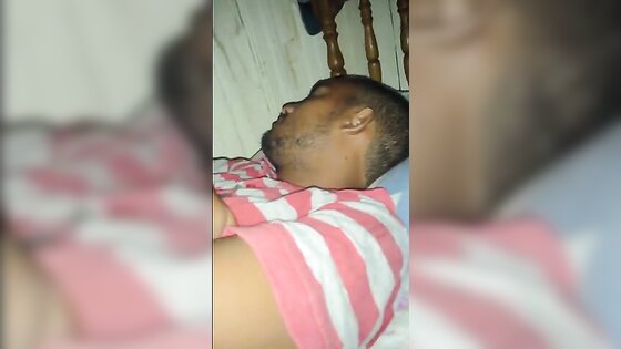 Amigo dormiu, pau na mao