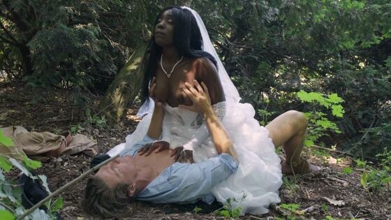 Cheating black bride gets creampie at the forest