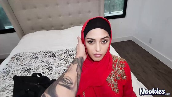 The One that Got Away Hijab Sex with Sophia Leona