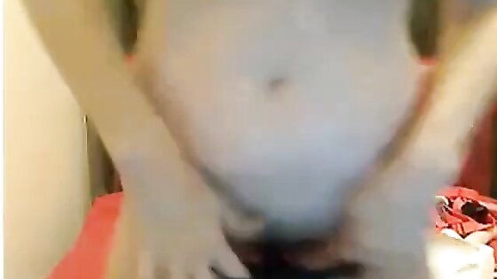 Big-Titted Old Lady Fingers Herself on Webcam