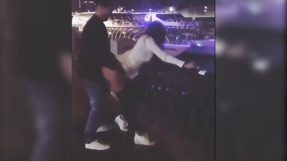 Russian couple fuck on the street