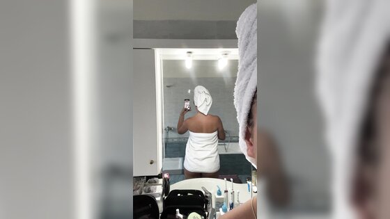 Naughty Wife Drop Her Towel To Show Her Slimwaist and Big Ass