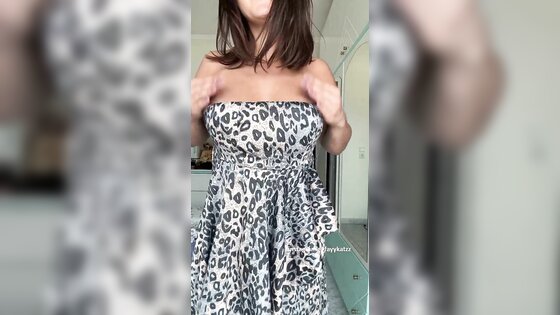 Hot Wife in Dress Boobs Shaking