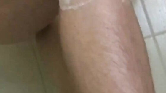 Hairy Amateur Adult Video - Shower Softcore Fingering