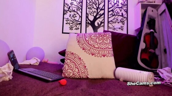 Hot sissy trap wanking her big dick