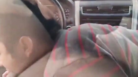 Stranger Gives Me a Blowjob in My Car While I Was Jerking Off