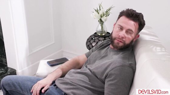 She squirted after I fuck her pussy hard