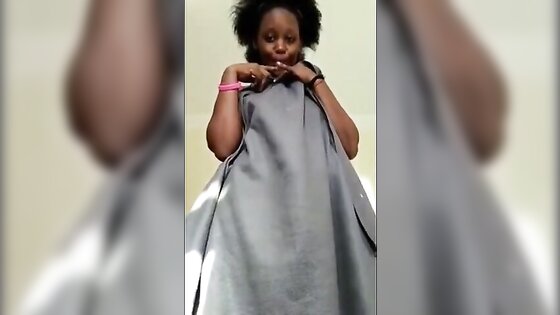 Uganda girl shows her pussy