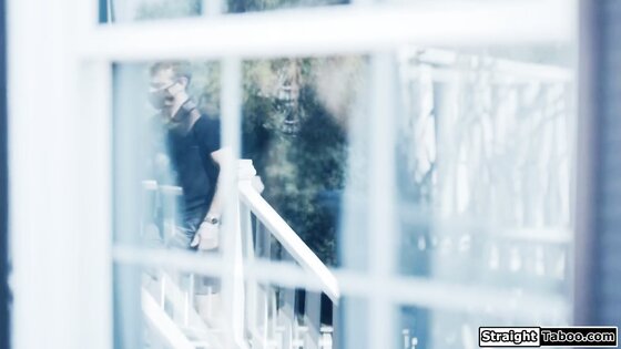 Ebony keeps quiet about her ill husband