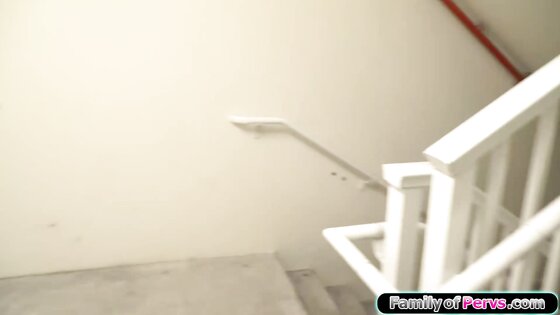 Im willing to fuck you if you dont tell