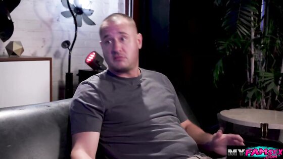 Letting my horny stepdaughter suck my dick