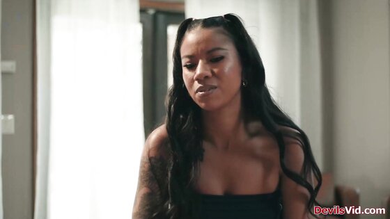 Stepdaughter helps her stepdad jerk off