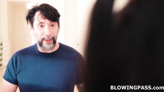 Please, I want that big cock in my mouth