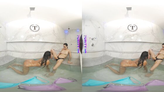 PURITYVR Playful girls Luana and Kelly