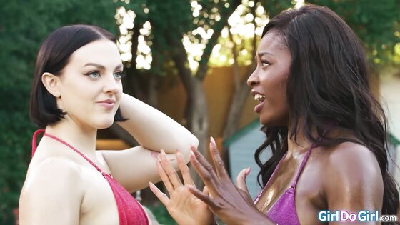 I kissed my bestie during our photoshoot