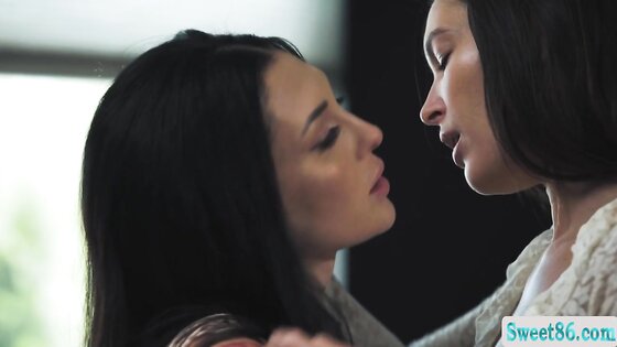 Lets enjoy this night fucking our wet asses