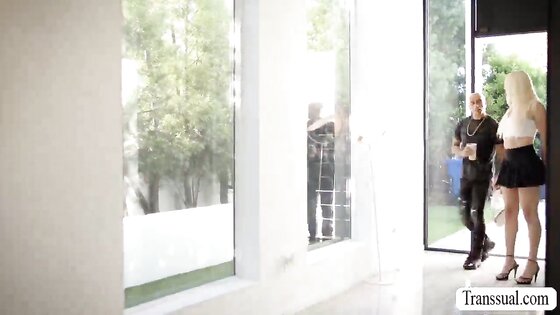 Gorgeous Trans blonde Leah Hayes analed by BBC 2