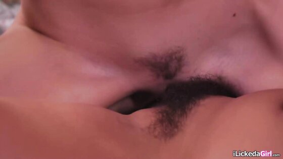 Busty lesbian having threesome with bffs 2