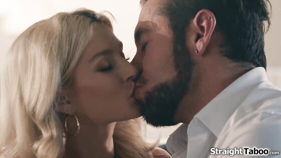 Teen cheats on her bf with his stepdad