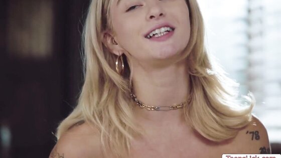 Enjoy this teen stepsisters lick each others pussy