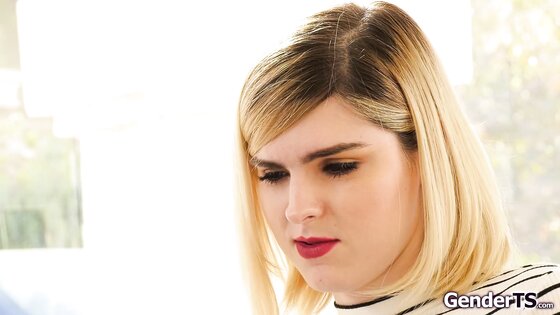 Im a girl with a dick you wanna see it?