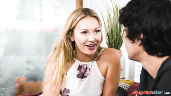 Stepsis pays for tutoring with her pussy