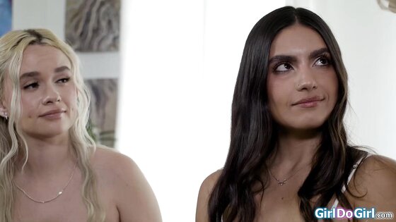 Milf has threesome with teen sugarbabys