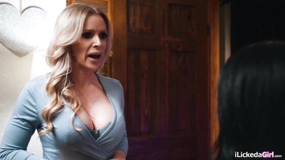 Milf spanks then licks teen stepdaughter