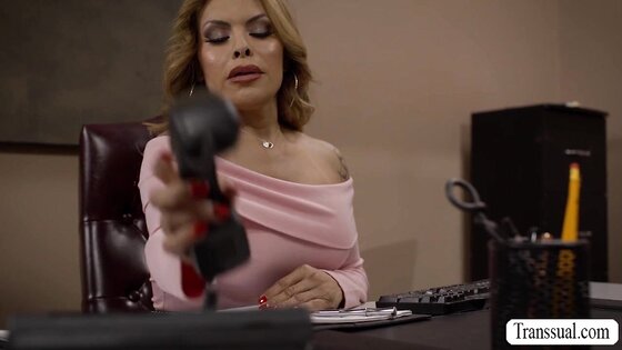 My Asian secretary wants me to fuck her pussy