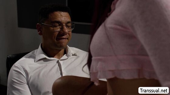 Slut student seduces teacher to give her good grade