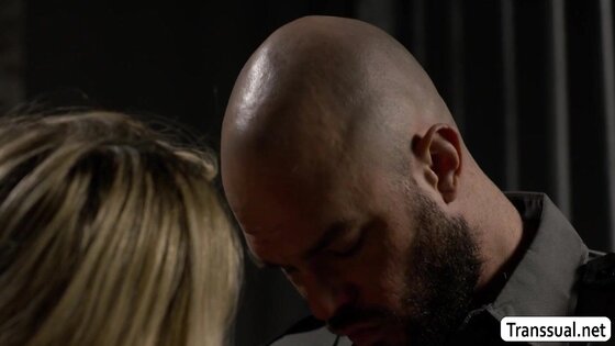 Jail warden enjoys the ass of new sexy TS inmate