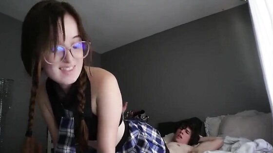 Teen Couple Fucking Ends In Creampie