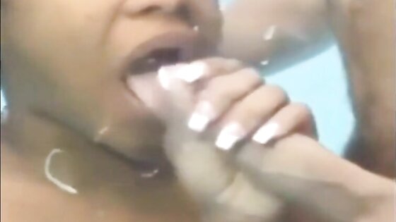 black woman  sucking 2 cocks underwater