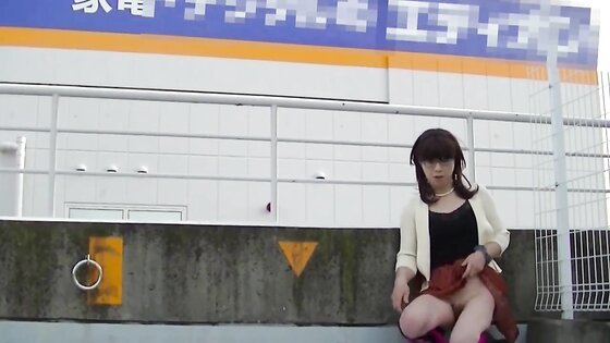 Japanese Crossdresser Outdoor Flashing.