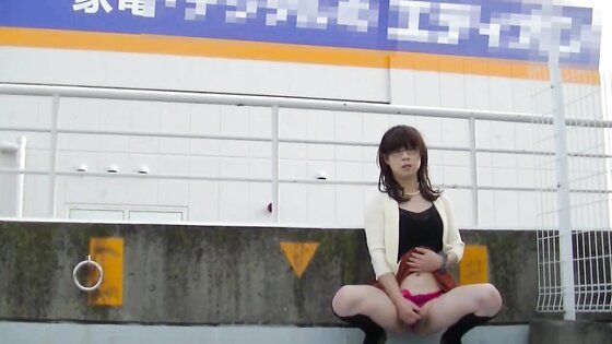 Japanese Crossdresser Outdoor Flashing.