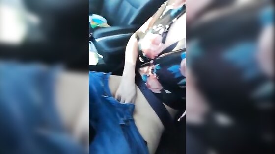 solo Milf car orgasm