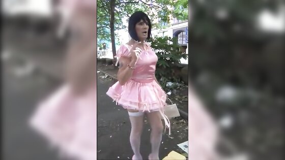 Donna Sissy Slut Public Walk