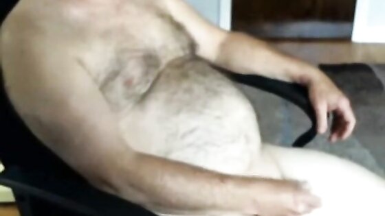 handsome hairy dad jerking off