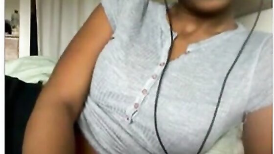 Chatroulette Sexy Black Chick Shows Everything!