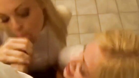 Double Blowjob in restroom