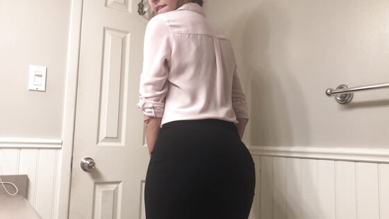 After Work Pink Blouse Big Shit - BizarroPornos.com