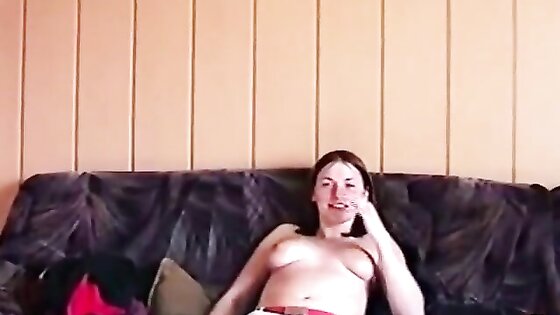 Heidi - topless home made clip I