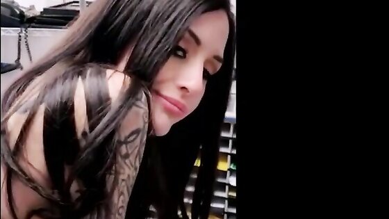 Mall guard drills tattooed milf suspect on his desk