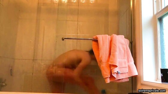 Watching my 19 years old sister in the shower