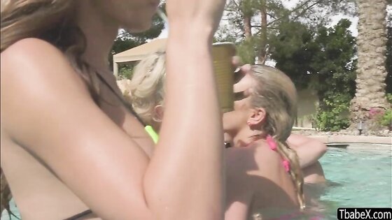 Gorgeous Ts bombshells enjoy anal group sex in a pool party